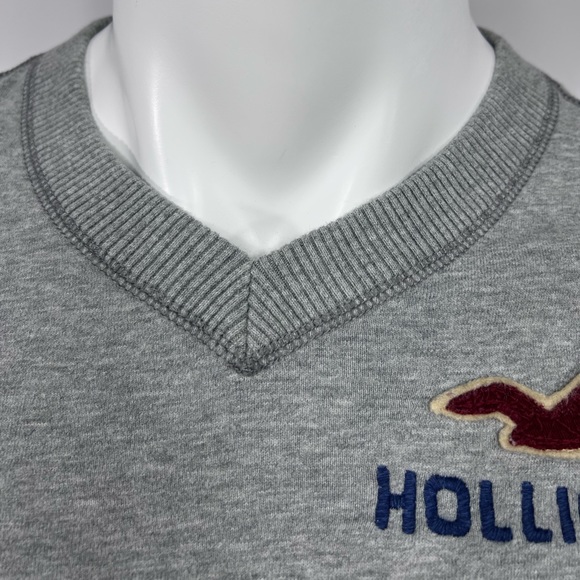 HOLLISTER V-NECK MEDIUM (M), GREY LONG- SLEEVES, 100%COTTON, SHIRT - Picture 7 of 16